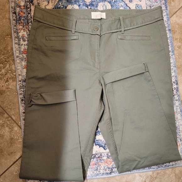 Loft Green Khaki Cuffed Pants - Picture 3 of 6